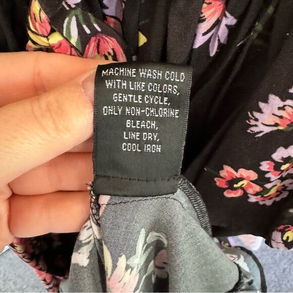 Jill Stuart Black & Pink Floral Off Shoulder Ruffled Knee Length Dress Size 2 - Picture 10 of 10